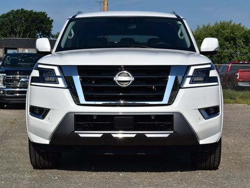 Used 2024 Nissan Armada SV w/ Cargo Package AWD/4WD image 2