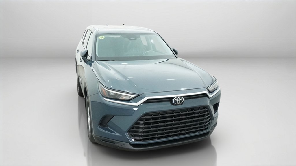 New 2026 Toyota Grand Highlander XLE FWD image 4