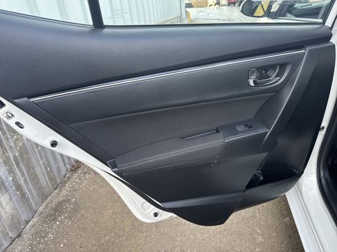 Used 2019 Toyota Corolla LE image 9