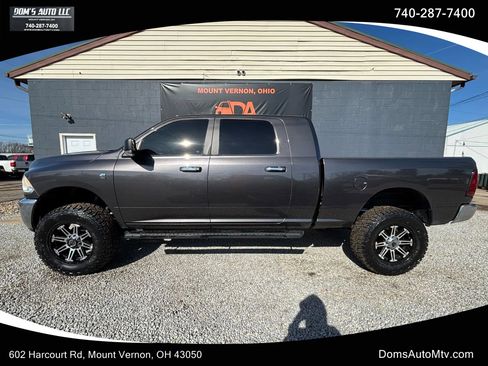 Used 2016 RAM 2500 SLT w/ Luxury Group image 1