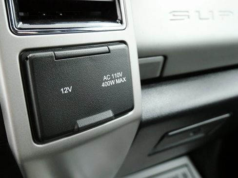 Used 2020 Ford F350 Lariat image 34