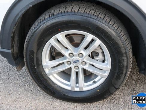 Used 2023 Ford Explorer XLT w/ Equipment Group 202A image 7