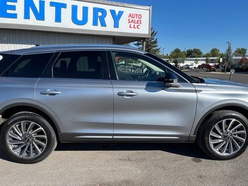 Used 2024 Lincoln Corsair Reserve w/ Equipment Group 201A image 13