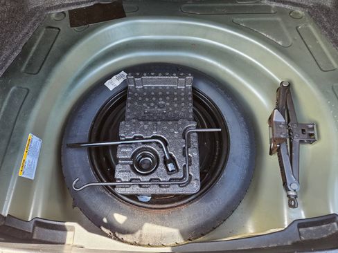 Used 2019 Toyota Corolla SE FWD image 27