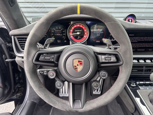 Certified 2025 Porsche 911 GT3 RS RWD image 15