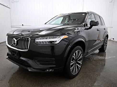 Used 2022 Volvo XC90 T6 Momentum w/ Climate Package image 13