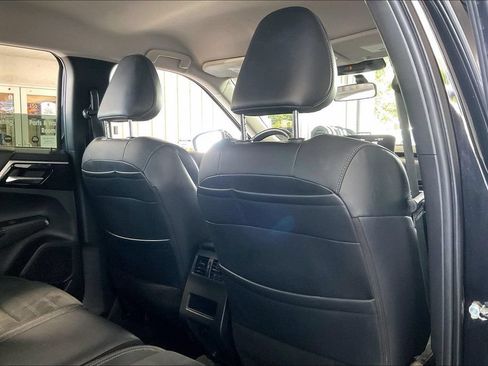 Used 2022 Mitsubishi Outlander SE FWD image 18