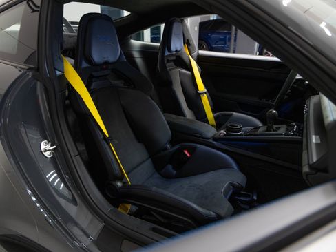 Used 2025 Porsche 911 GT3 image 45