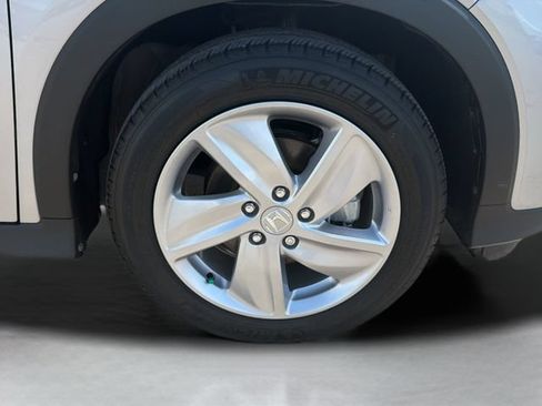 Used 2020 Honda HR-V EX image 9