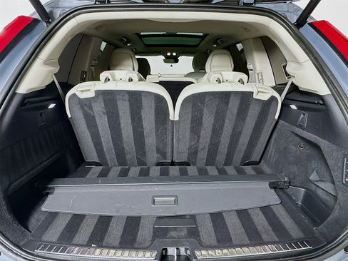 Used 2023 Volvo XC90 T8 Ultimate image 28