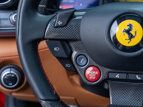 Used 2017 Ferrari GTC4Lusso image 35