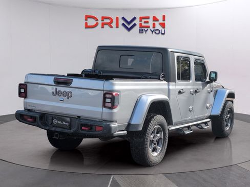Used 2020 Jeep Gladiator Rubicon image 6