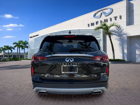 Used 2025 INFINITI QX50 Luxe AWD/4WD image 6