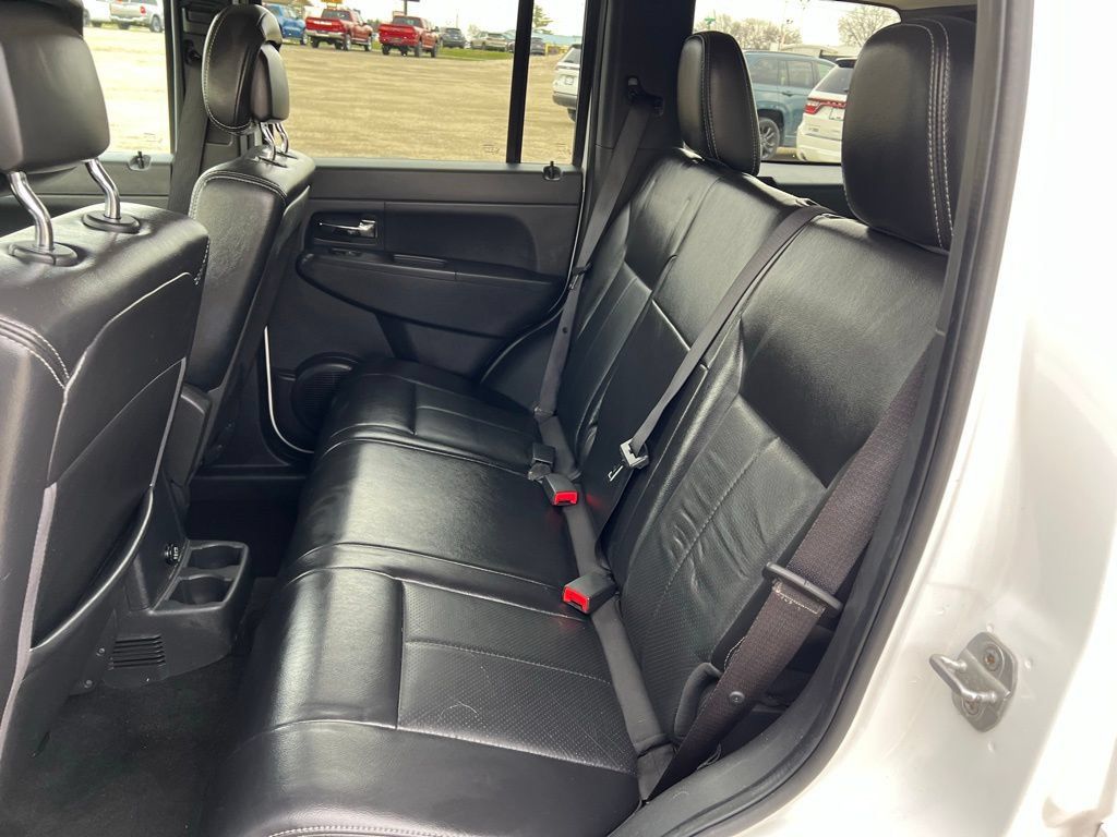 Used 2012 Jeep Liberty Sport AWD/4WD image 23