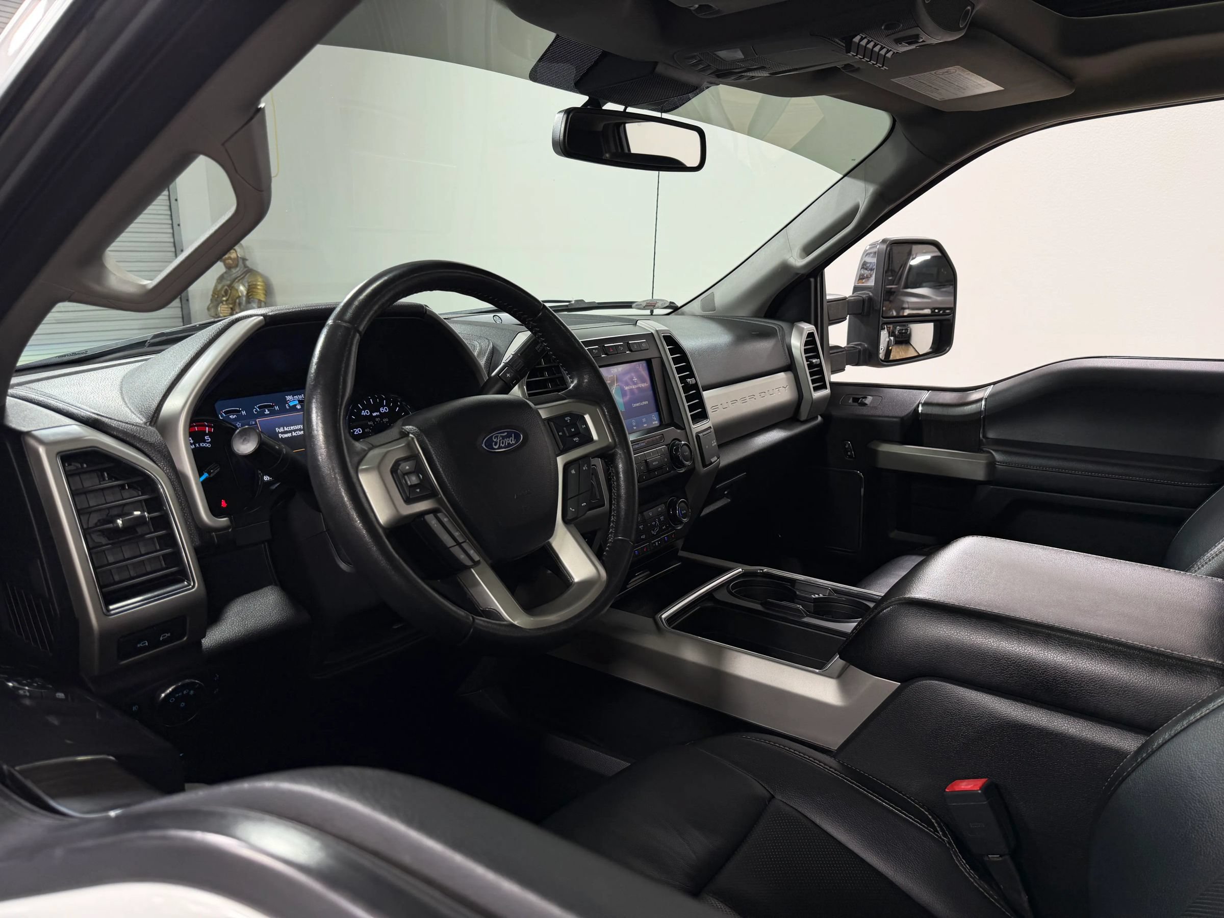 Used 2020 Ford F350 Lariat w/ Lariat Ultimate Package AWD/4WD image 21