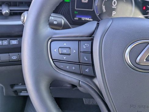 Used 2024 Lexus UX 250h FWD w/ Premium Package image 19
