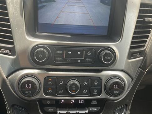 Used 2020 Chevrolet Tahoe LT RWD image 13