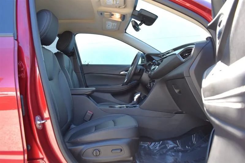 Used 2020 Buick Encore GX Essence w/ Experience Buick Package AWD/4WD image 29