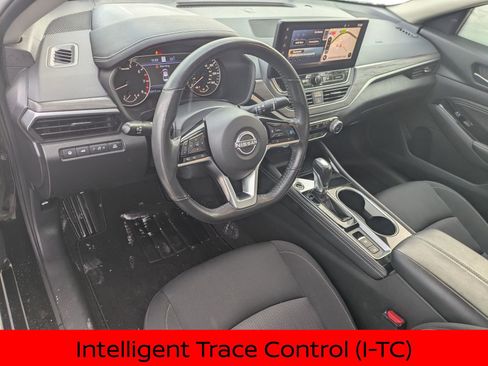 Certified 2023 Nissan Altima 2.5 SV w/ SV Premium Package image 13