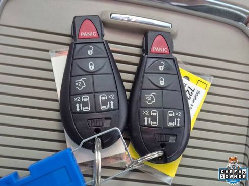 Used 2014 Dodge Grand Caravan SXT FWD image 30