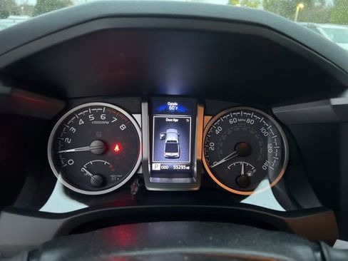 Used 2021 Toyota Tacoma Limited w/ Nightshade Package image 9