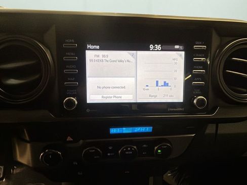 Used 2021 Toyota Tacoma SR image 11