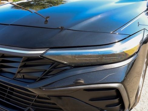 Used 2024 Hyundai Elantra SE image 21