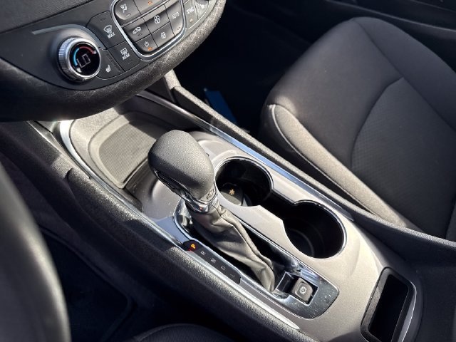 Used 2025 Chevrolet Malibu LT FWD image 28