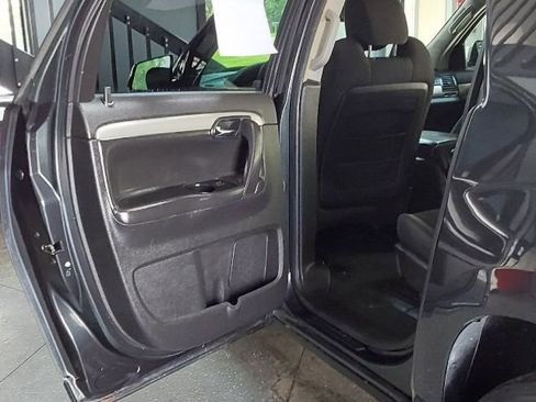 Used 2007 Saturn Outlook XE w/ Preferred Pkg image 18