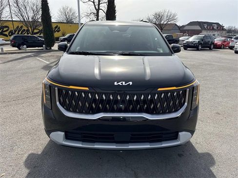 New 2026 Kia Carnival EX image 9