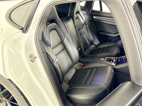 Used 2020 Porsche Panamera GTS image 26