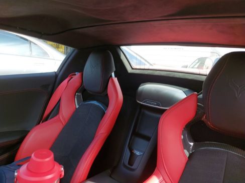 Used 2024 Chevrolet Corvette Stingray Premium Conv w/ Z51 Performance Package RWD image 5