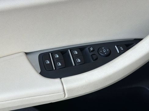 Used 2019 BMW X3 xDrive30i w/ Premium Package image 13