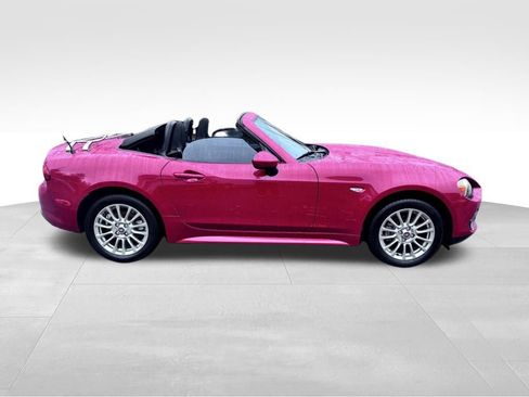 Used 2018 FIAT 124 Spider Classica image 36