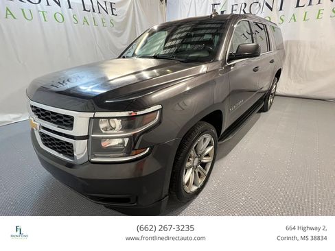 Used 2017 Chevrolet Suburban LS RWD image 3