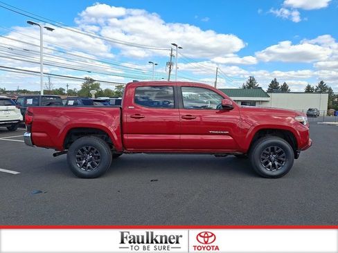 Certified 2023 Toyota Tacoma SR5 image 8