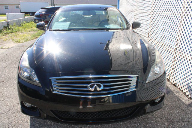 Used 2011 INFINITI G37 Convertible w/ Premium Pkg RWD image 12