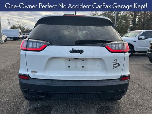 Used 2022 Jeep Cherokee Latitude w/ Sun & Sound Group image 5