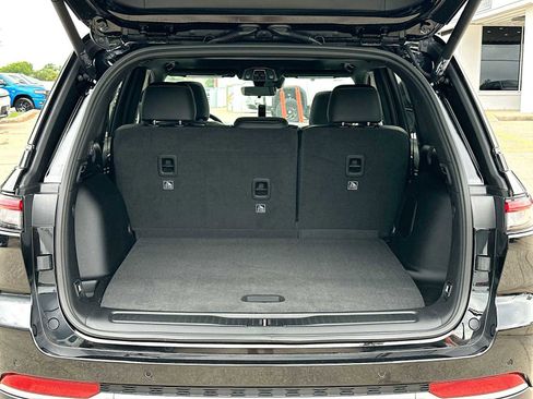 New 2026 Jeep Grand Cherokee Limited image 20