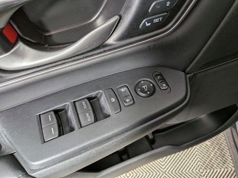 Used 2021 Honda CR-V EX-L image 14