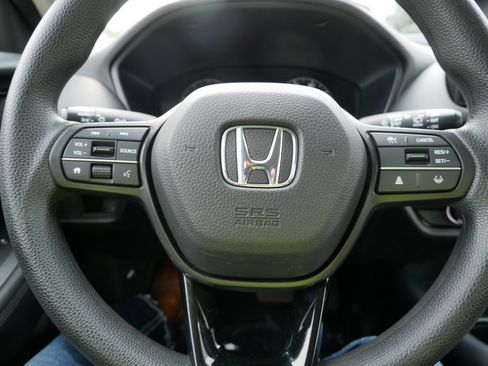 Certified 2025 Honda HR-V LX image 25