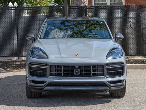 Used 2023 Porsche Cayenne Turbo GT AWD/4WD image 8