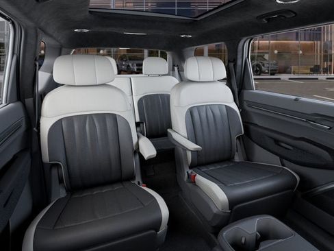 New 2026 Kia EV9 GT-Line AWD/4WD image 16