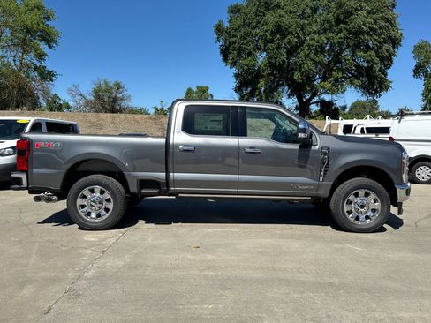 New 2026 Ford F350 Lariat w/ Lariat Ultimate Package image 2