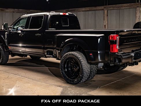 Used 2026 Ford F450 Platinum w/ FX4 Off-Road Package image 7