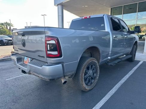 Used 2024 RAM 2500 Big Horn w/ Night Edition AWD/4WD image 3