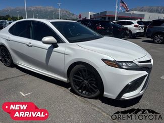 Used 2022 Toyota Camry XSE w/ Navigation Upgrade Package FWD video 1