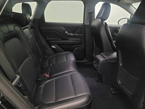 Used 2022 Lincoln Corsair AWD w/ Equipment Group 101A image 19