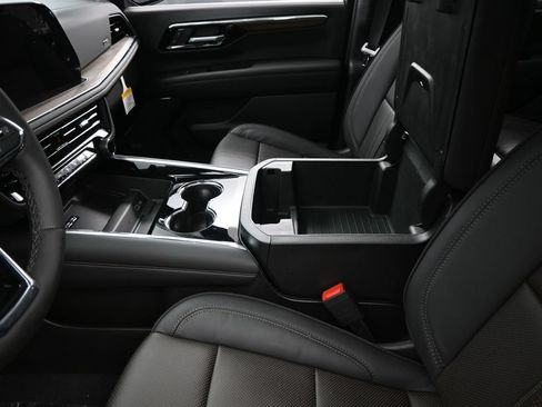 New 2026 Chevrolet Tahoe High Country AWD/4WD image 26