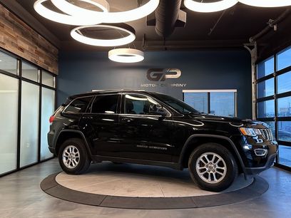 Used 2018 Jeep Grand Cherokee Laredo